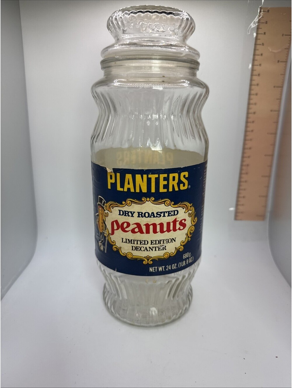 VTG PLANTERS PEANUTS LIMITED EDITION DECANTER 1979 WITH LID AND LABEL